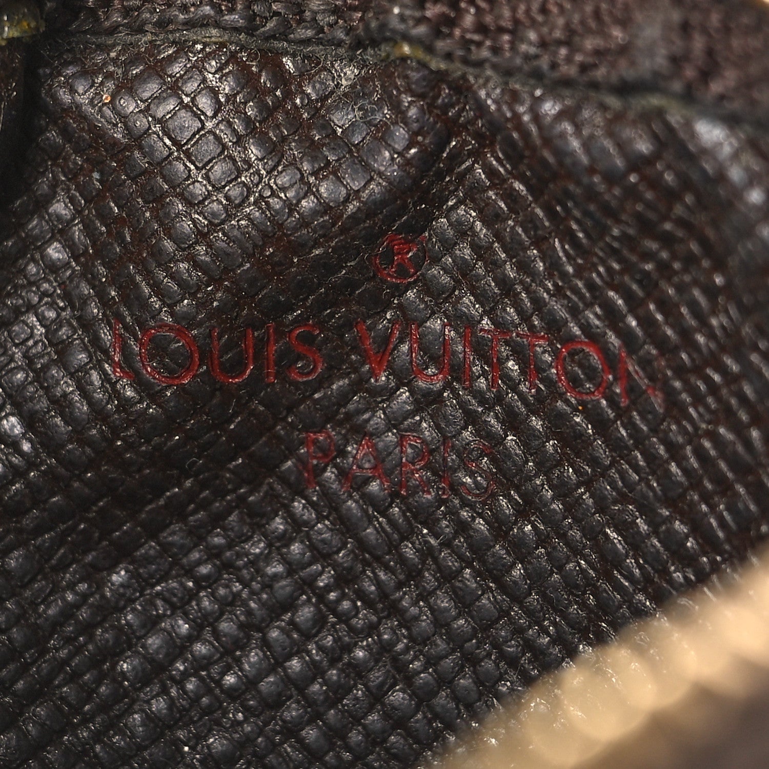 Louis Vuitton Damier Ebene Key Pouch 6 of 8