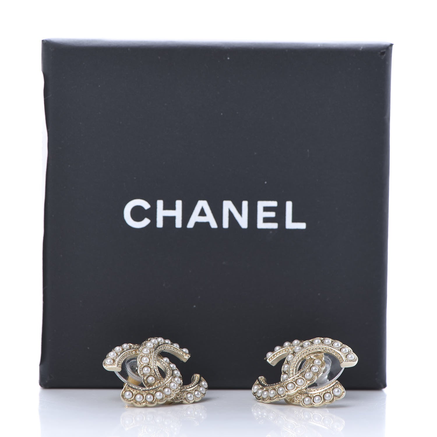 Chanel Pearl Queen of France CC Earrings Gold 6 of 6