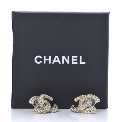 Chanel Pearl Queen of France CC Earrings Gold 6 of 6
