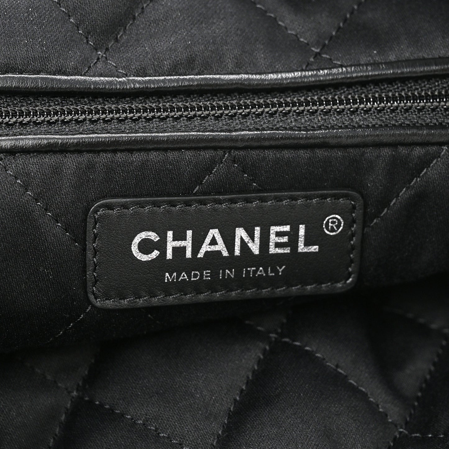 Shiny Calfskin Quilted Chanel 22 Backpack Black