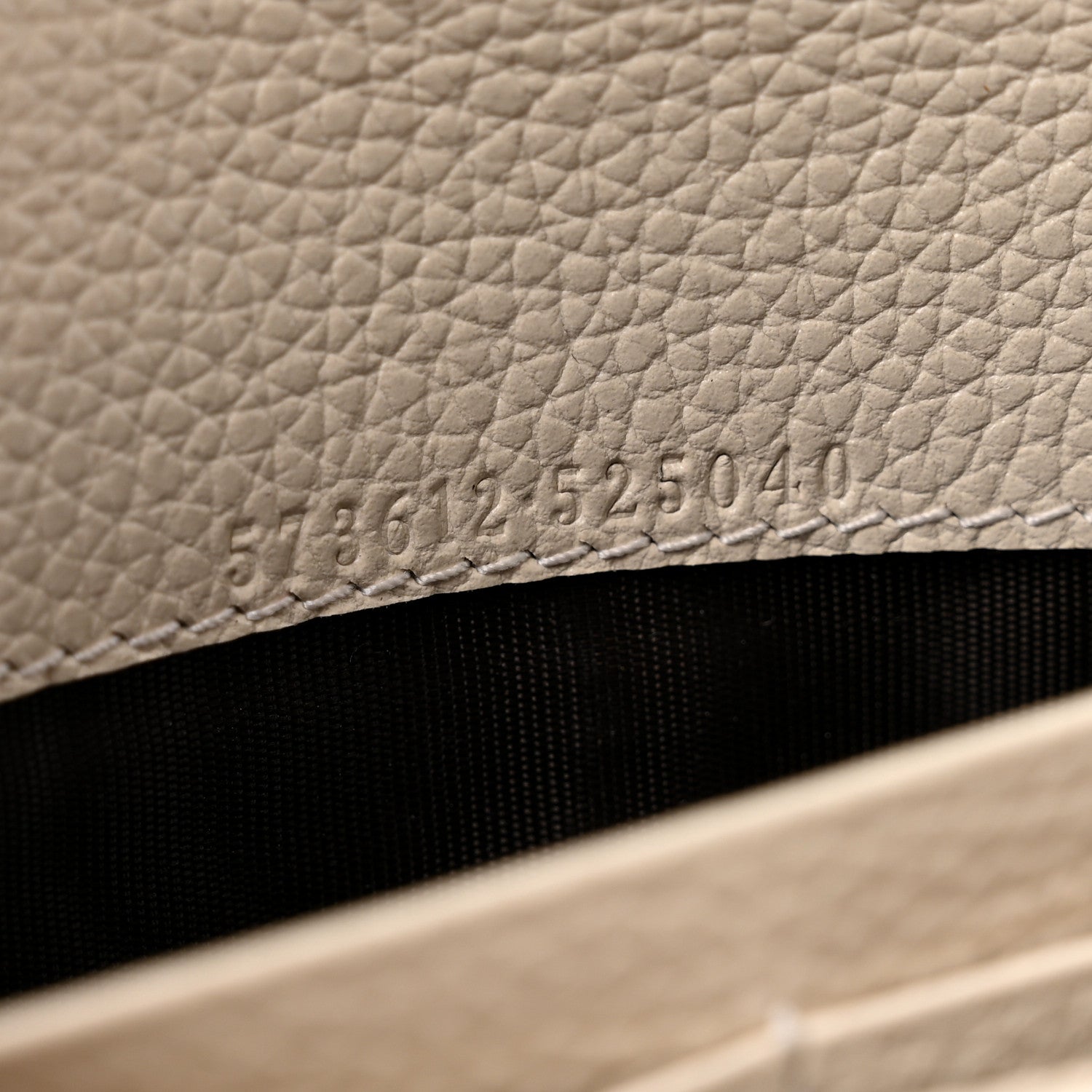 Gucci Grainy Calfskin Zumi Continental Wallet Vintage White 7 of 10