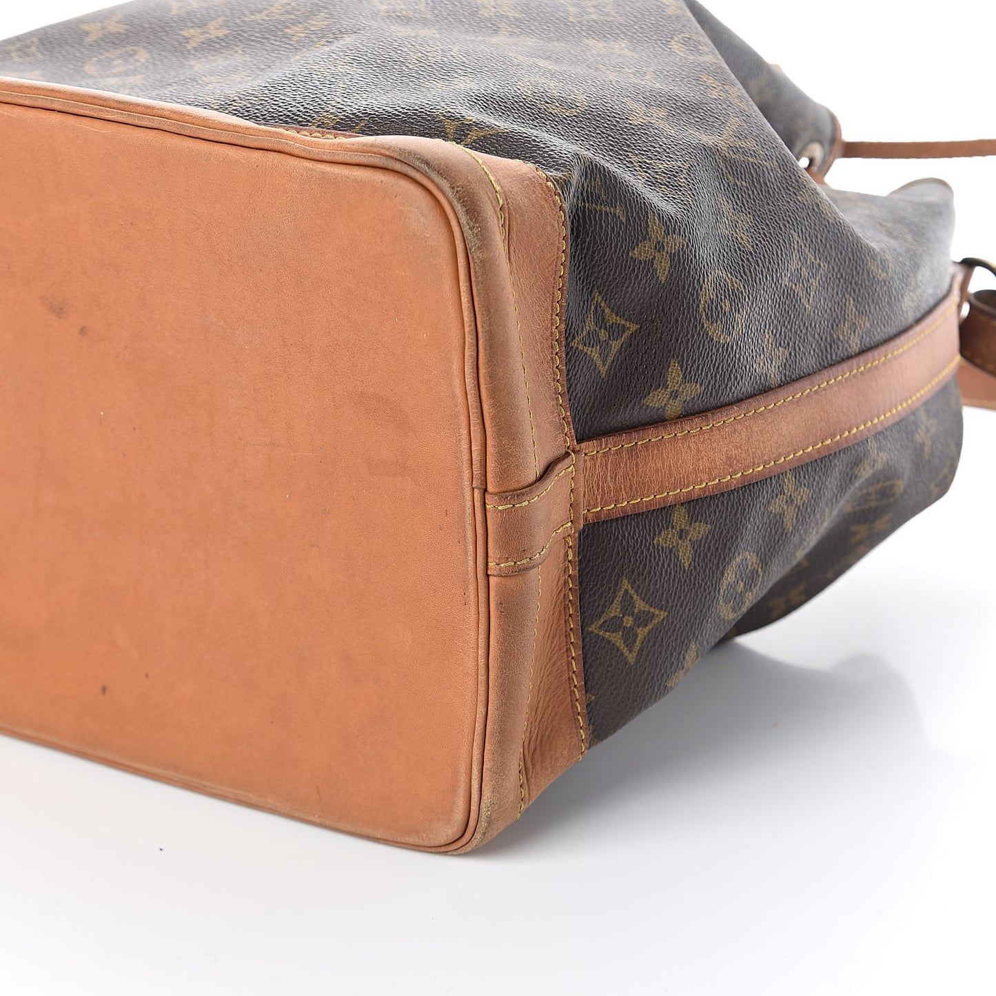 Monogram Noe