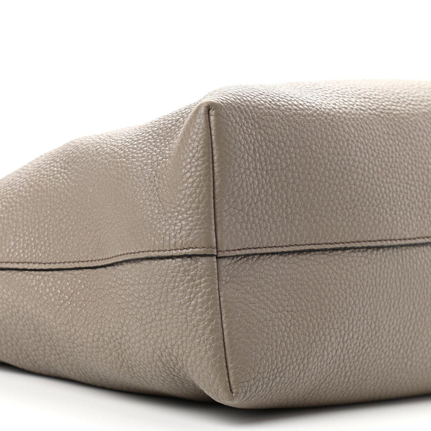 Vitello Daino Zippered Tote Argilla