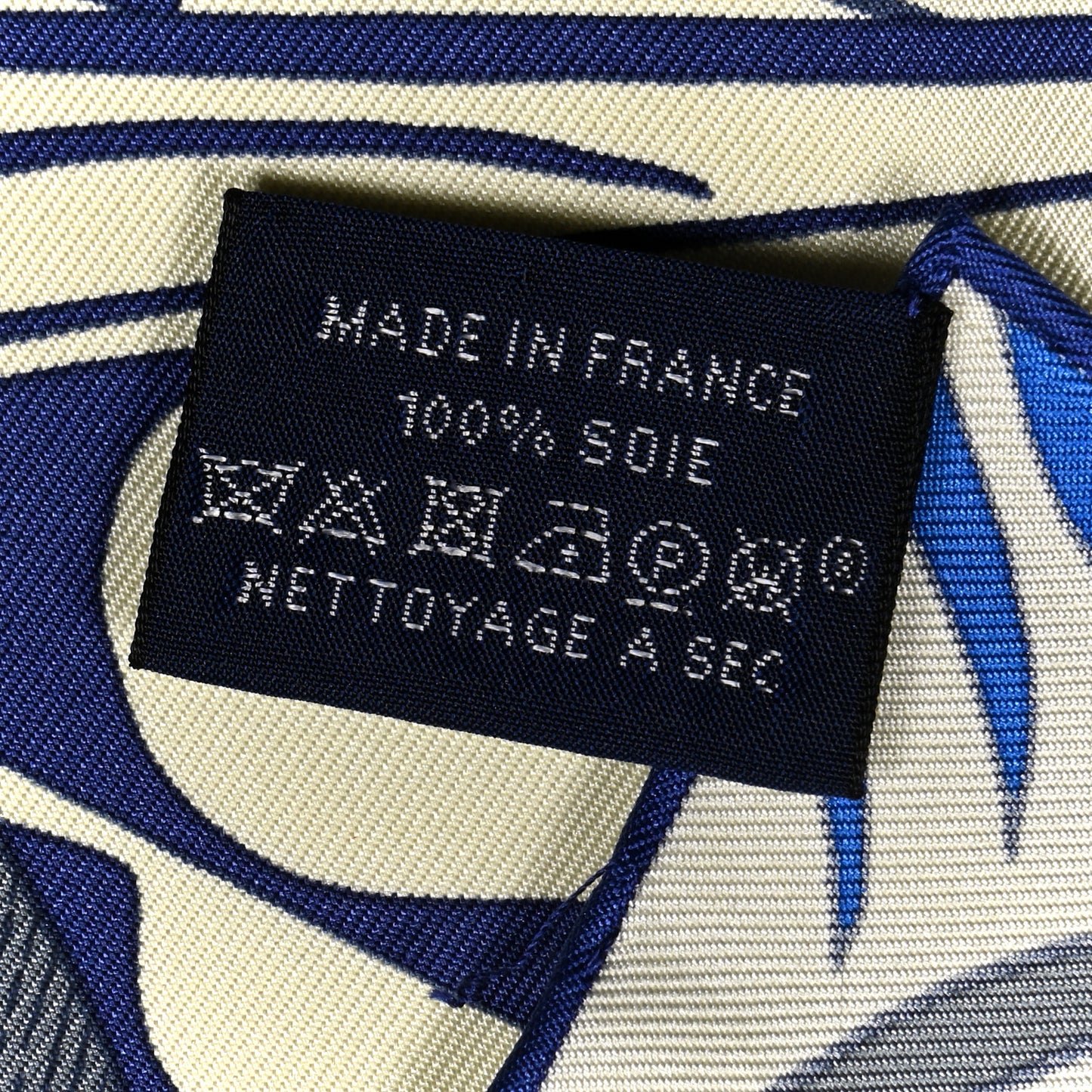 Silk La Danse Des Amazones Scarf 90 Bleu Roy Gold Creme