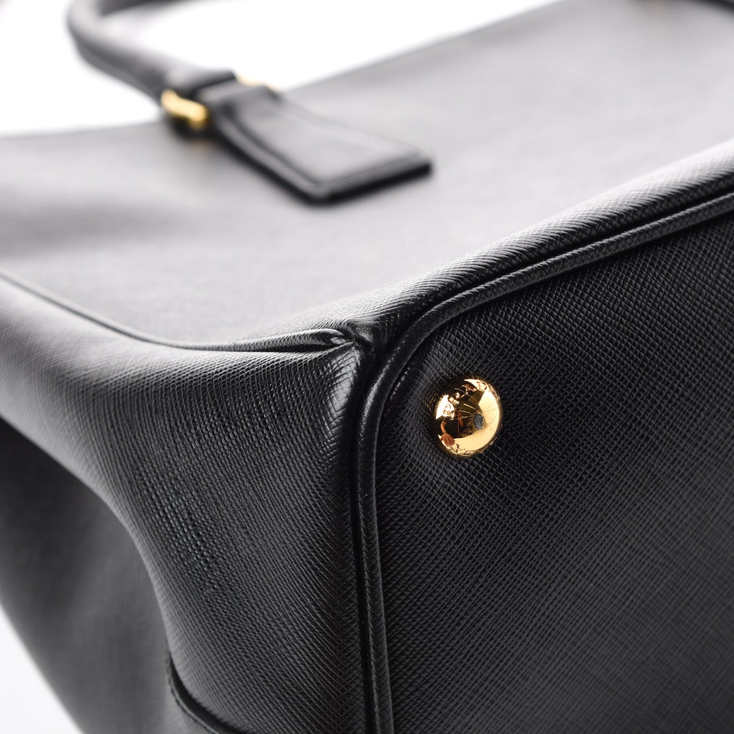 Saffiano Medium Galleria Double Zip Tote Black