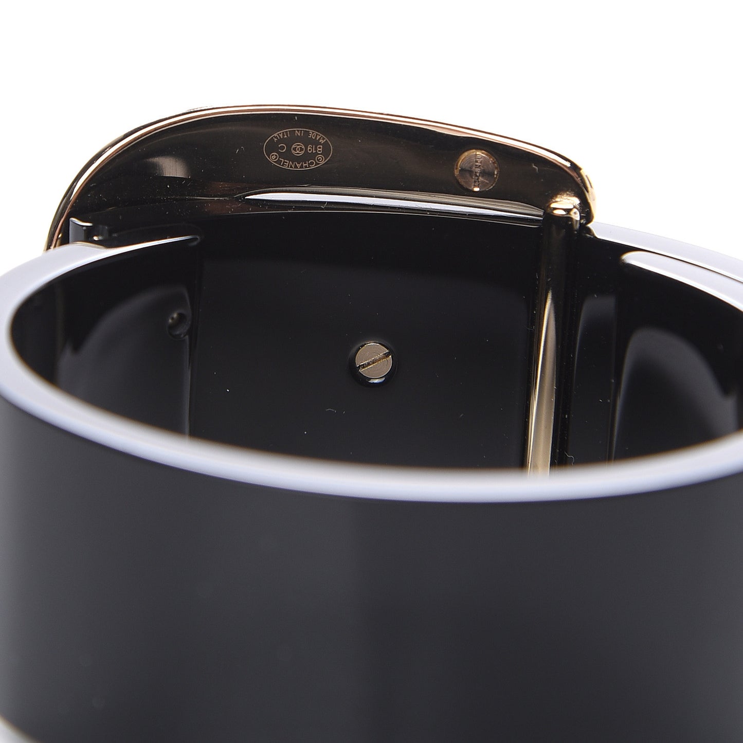 Resin CC Buckle Cuff Black