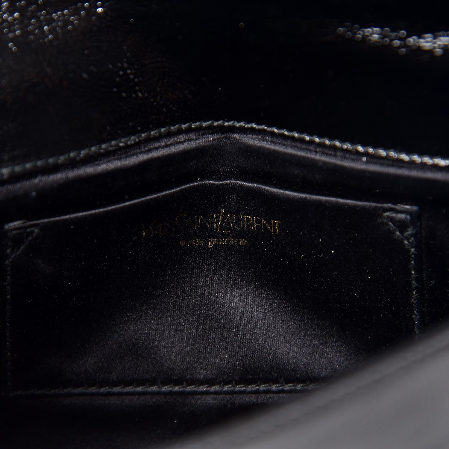 Saint Laurent Textured Patent Monogram Small Belle De Jour Clutch Black 6 of 6