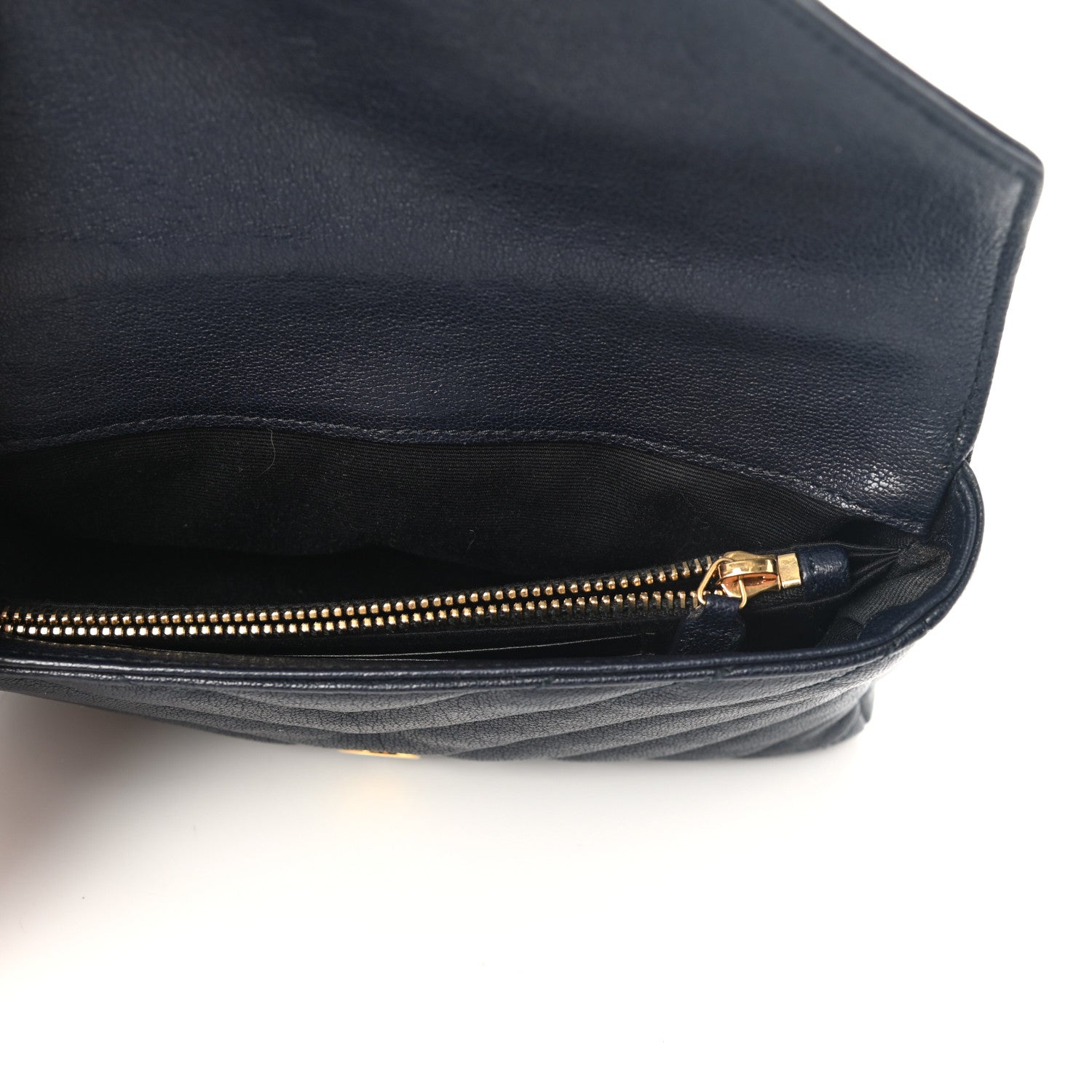 Saint Laurent Sheepskin Matelasse Chevron Monogram College Chain Wallet Deep Marine 4 of 15