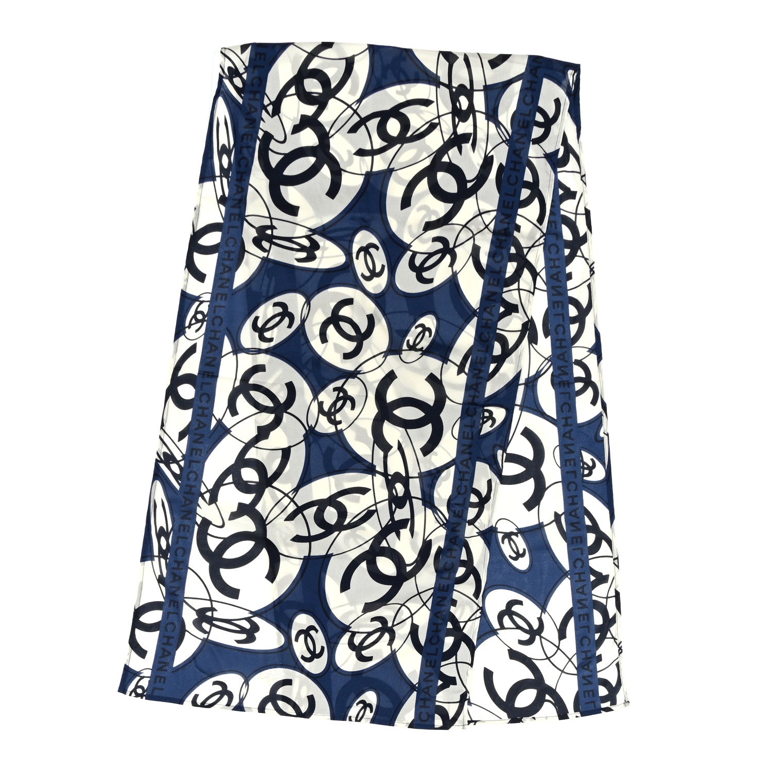 CHANEL ライトブルー ドット柄 ストール　スカーフ Chanel Silk CC Square Scarf White Blue 1830787 – FASHIONPHILE