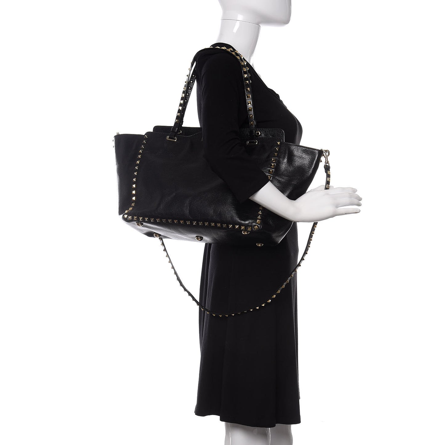 Textured Calfskin Medium Rockstud Tote Black