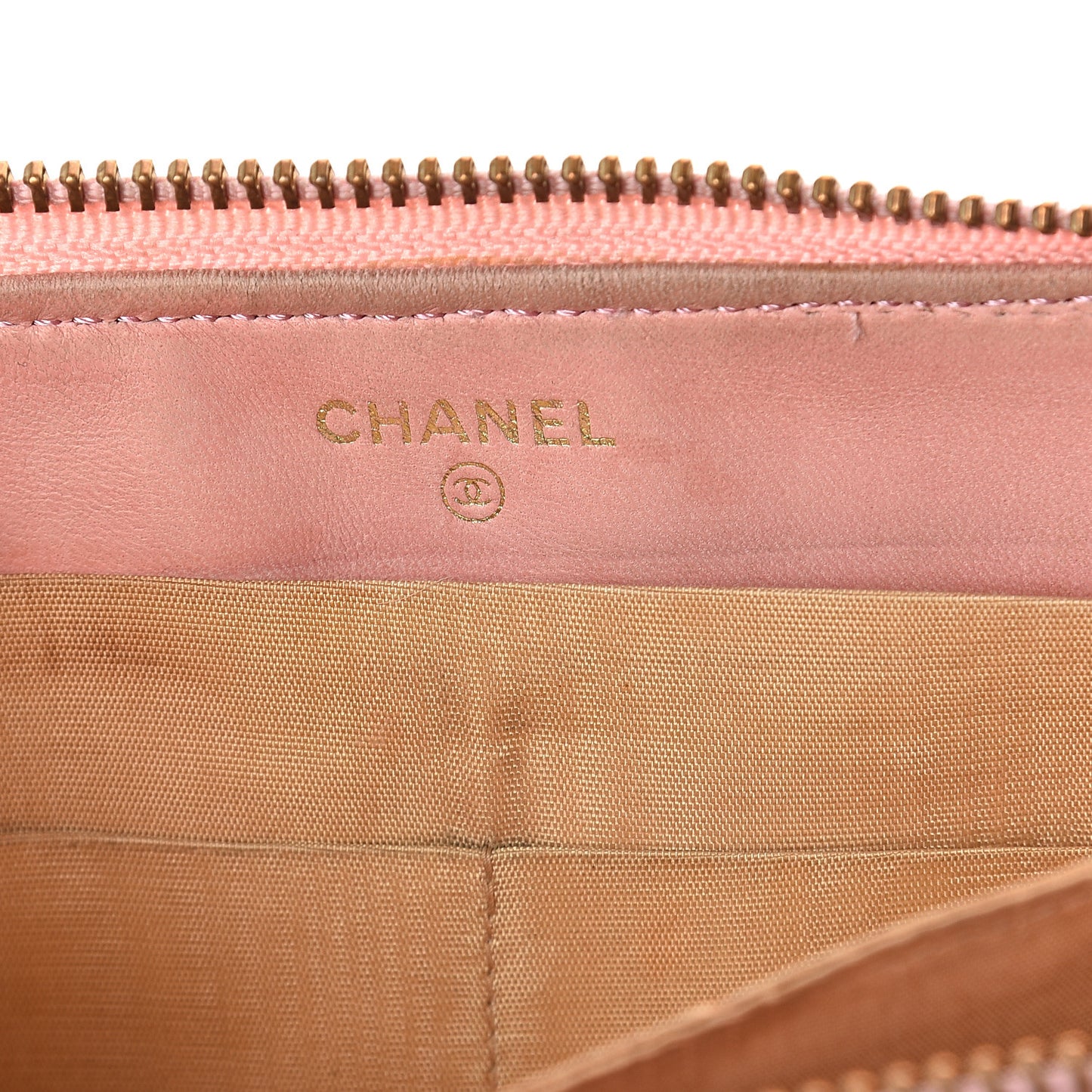 Caviar Timeless Zip Around Wallet Pink