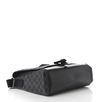 Louis Vuitton Damier Graphite Skyline Messenger MM 4 of 9