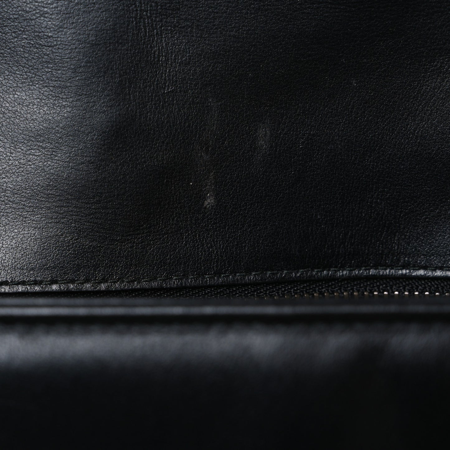 Calfskin Matelasse Medium GG Marmont Shoulder Bag Black