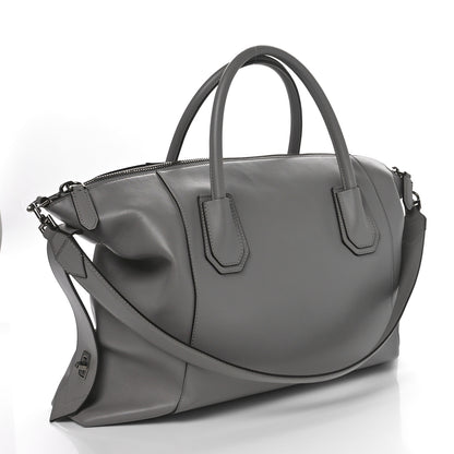 Givenchy Soft Calfskin Medium Soft Antigona Pearl Grey 2 of 10