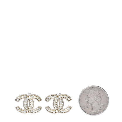 Chanel Pearl CC Earrings Light Gold 2 of 5