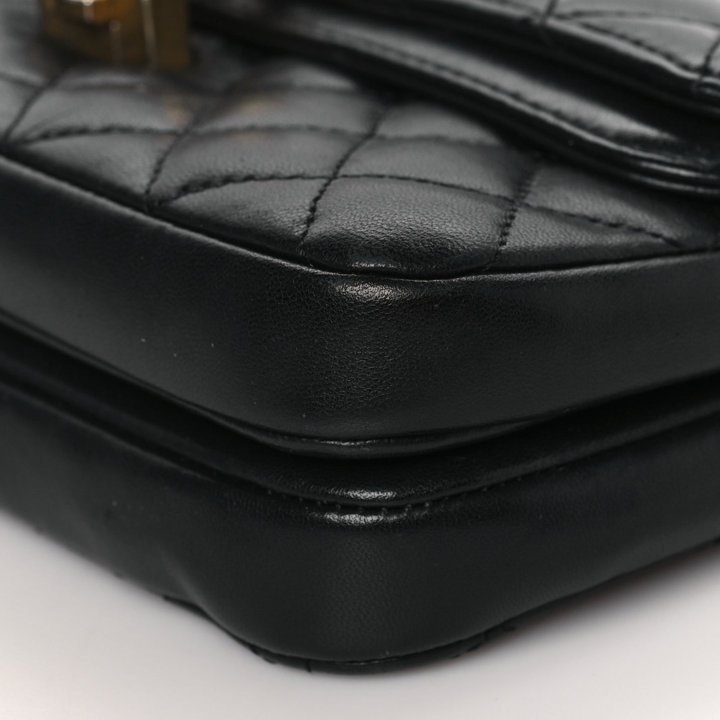 Lambskin Quilted Small CC Chic Flap Black