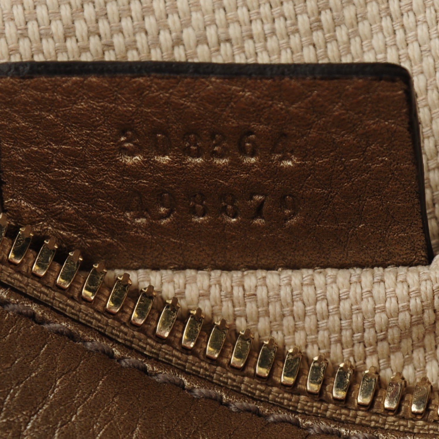 Gucci Metallic Pebbled Calfskin Small Soho Disco Bag Golden Beige 7 of 7