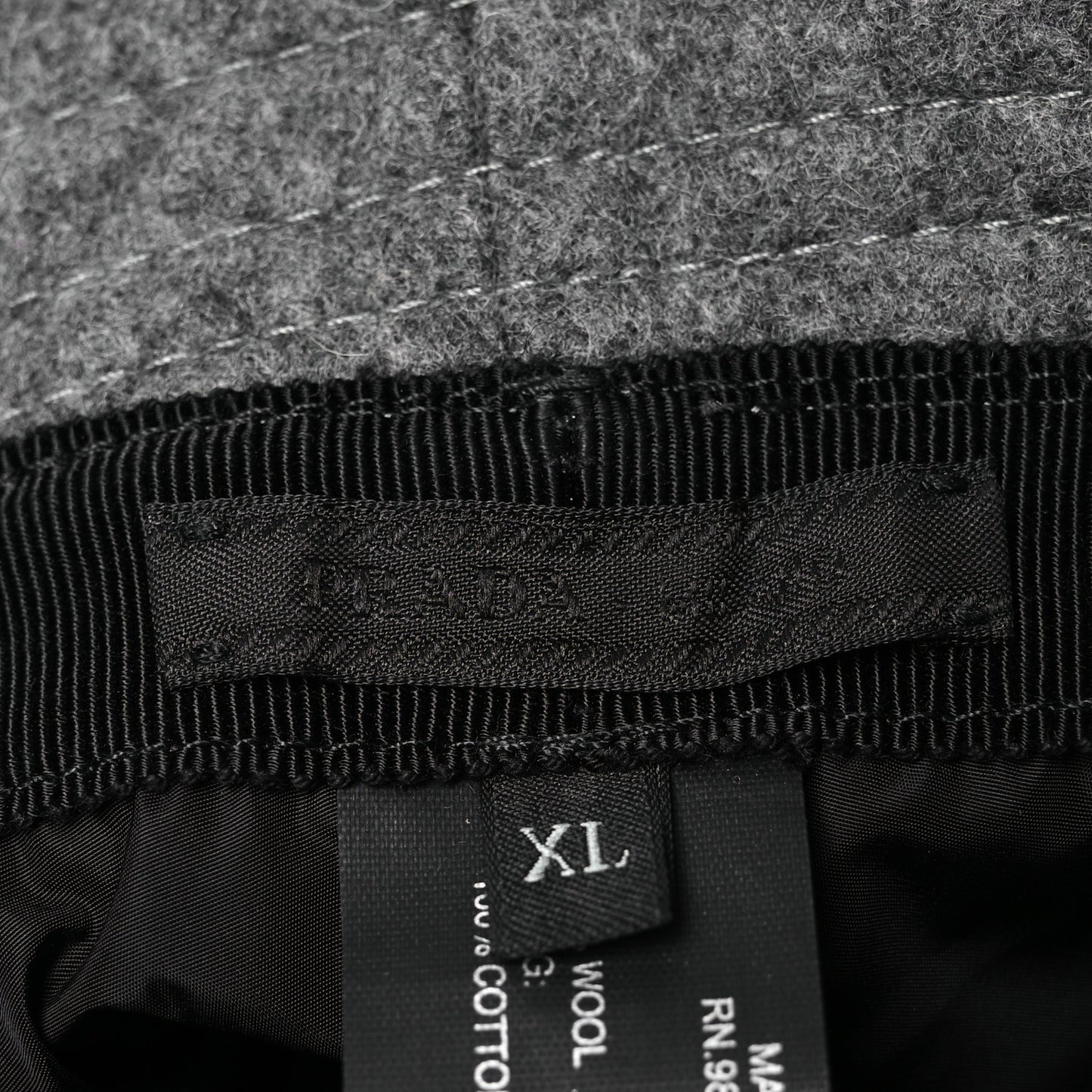 Authentic Loden Wool Metal Triangle Logo Bucket Hat XL Gray