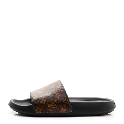 Louis Vuitton Rubber Monogram Mens Waterfront Mules 8 Macassar 1 of 9