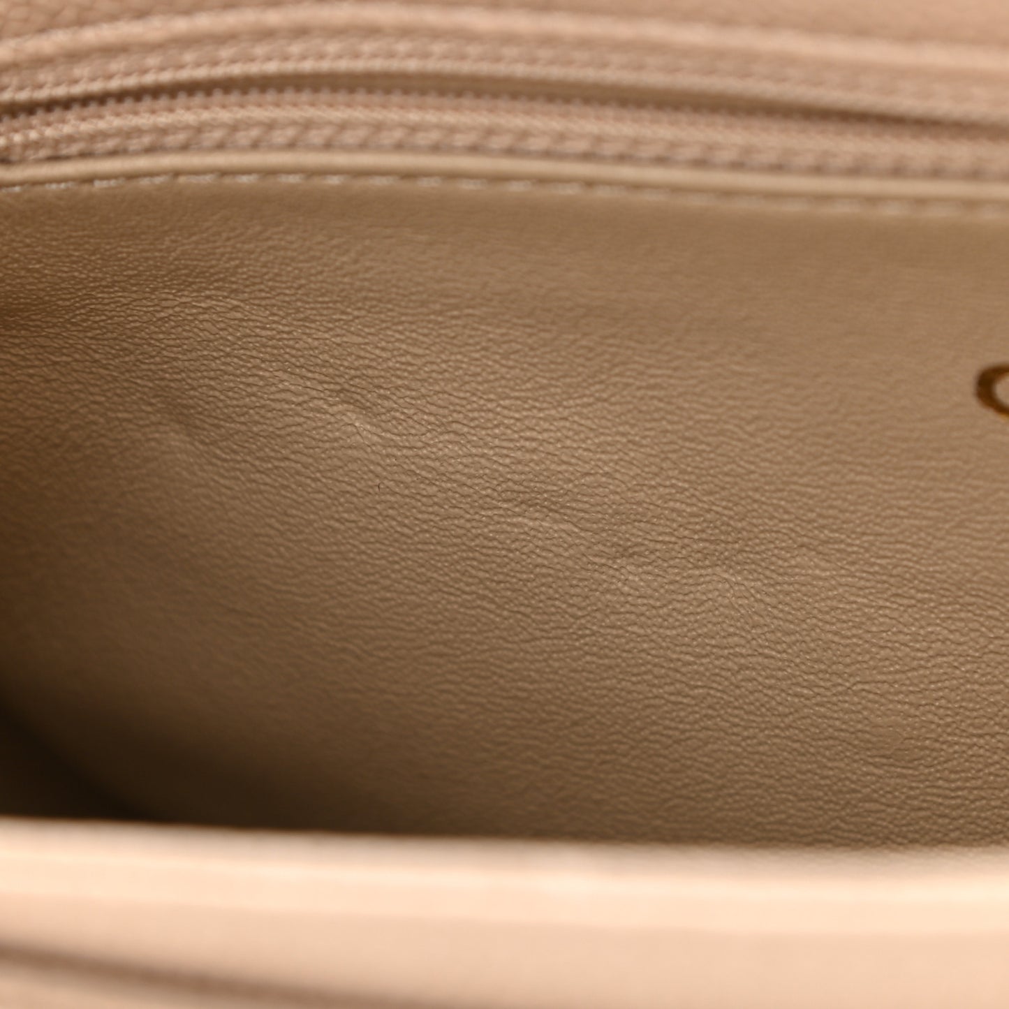 Caviar Small Flap Light Beige