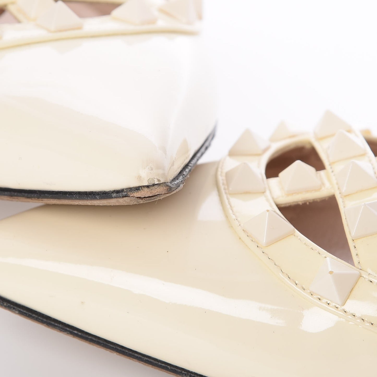 Patent Monochrome Rockstud Cage Ballerina Flats 39 Ivory