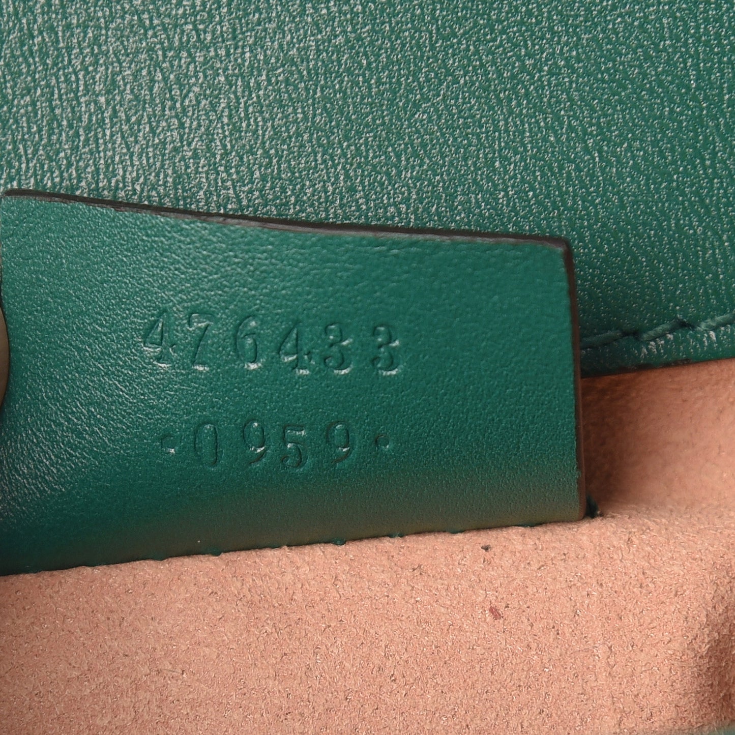Calfskin Matelasse Super Mini GG Marmont Shoulder Bag Emerald Green
