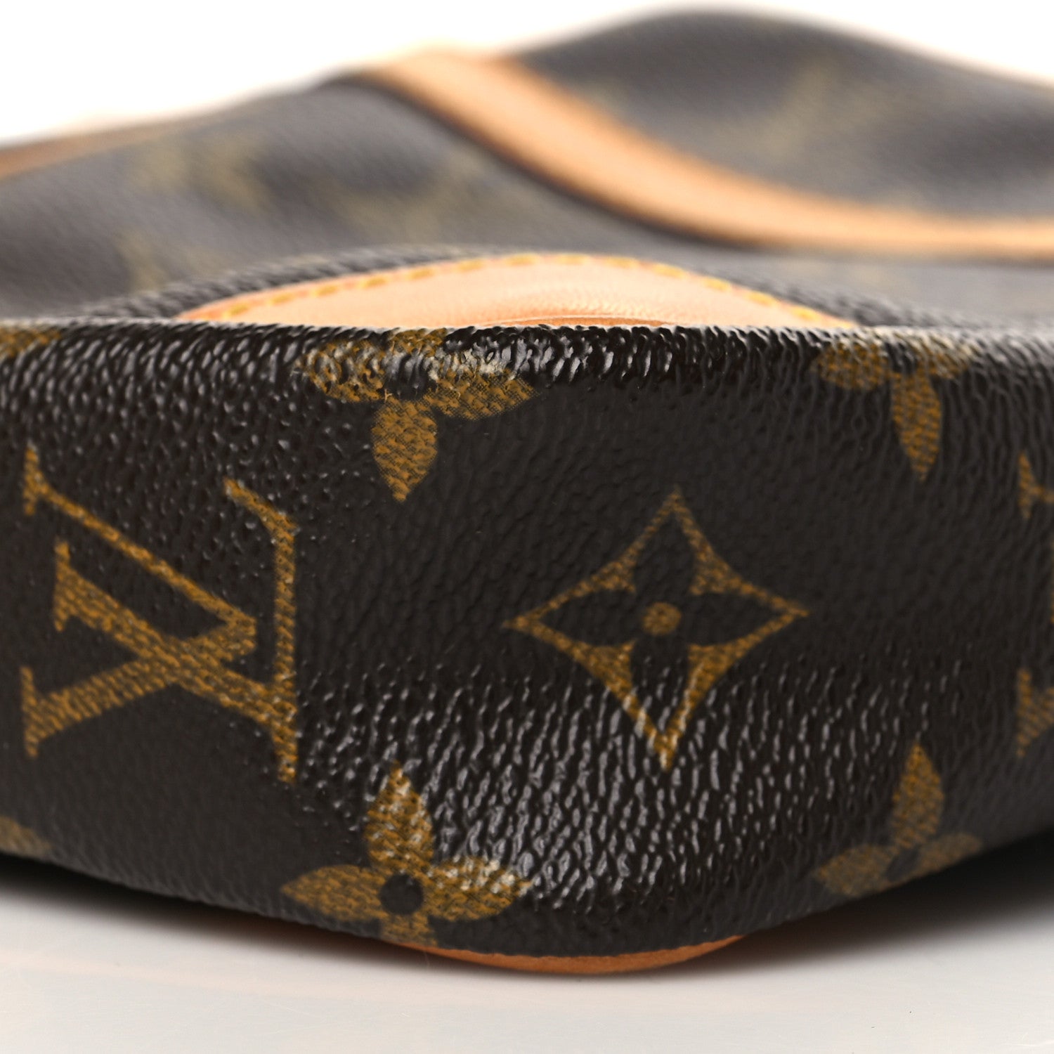 Louis Vuitton Monogram Danube 21 10 of 10