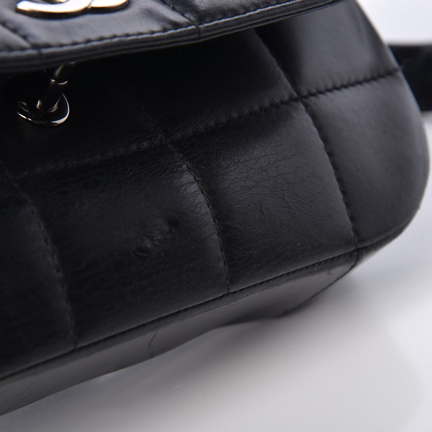 Lambskin Quilted CC Chocolate Bar Flap Black