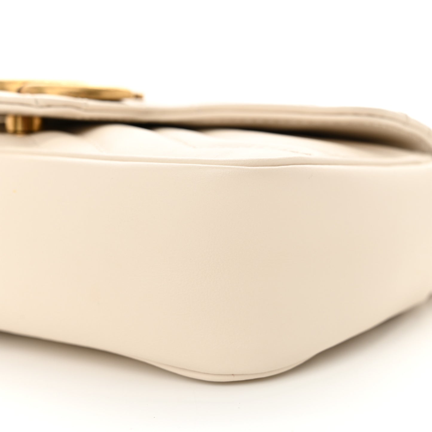 Calfskin Matelasse Super Mini GG Marmont Shoulder Bag White