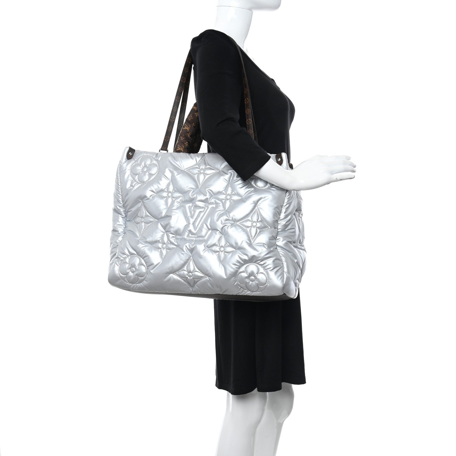 Louis Vuitton Econyl Monogram Pillow Giant Onthego GM Silver 2 of 9