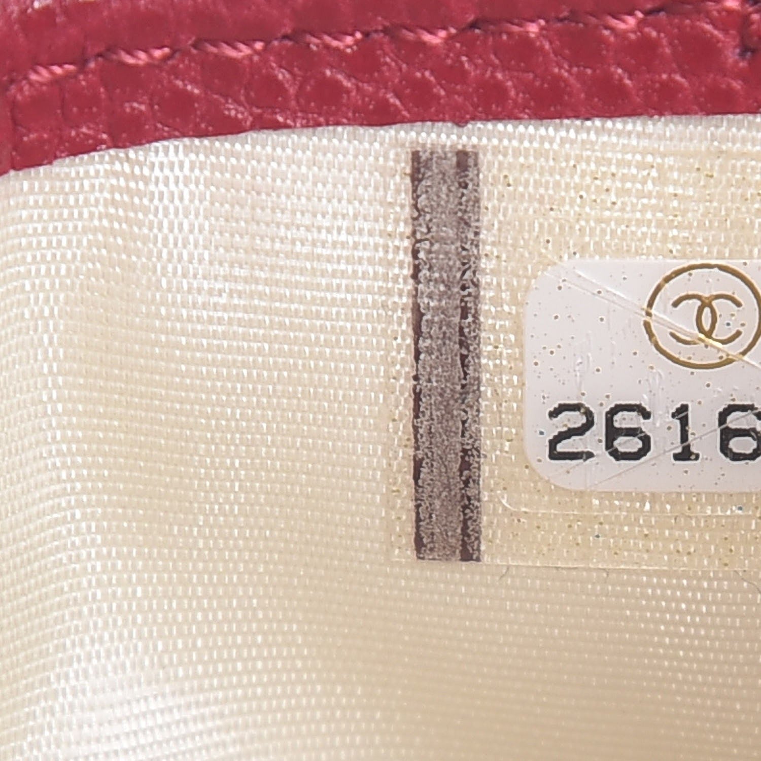 Chanel Caviar Quilted Card Holder Red 8 of 9