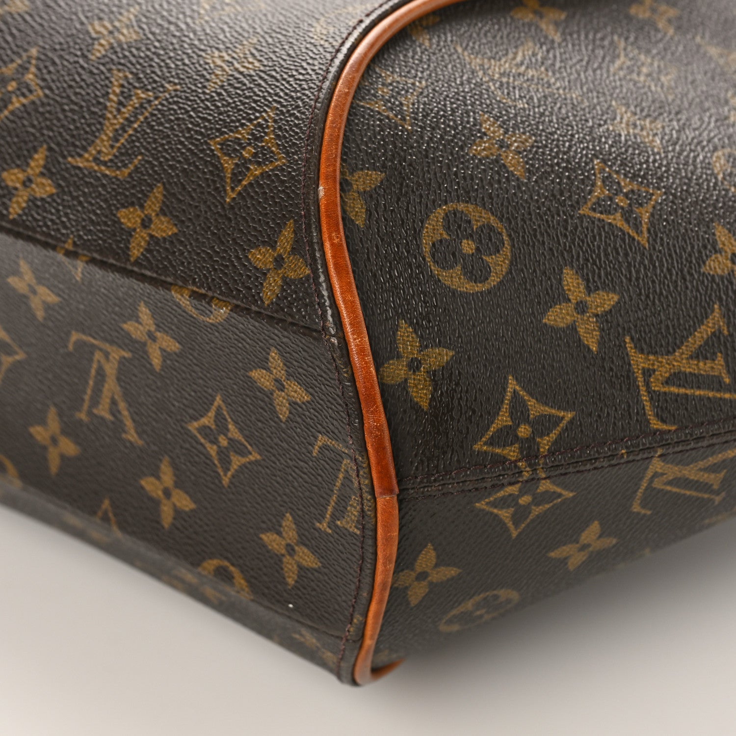 Louis Vuitton Monogram Ellipse PM 9 of 22