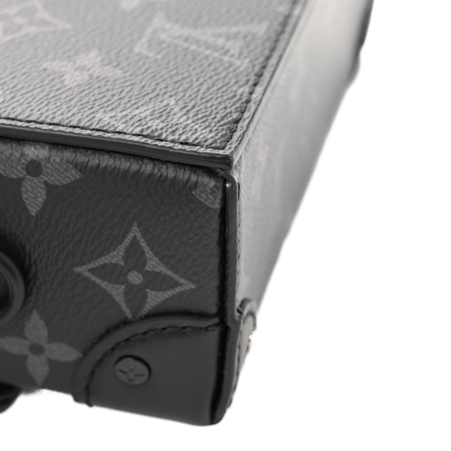 Louis Vuitton Monogram Eclipse Steamer Wearable Wallet 10 of 12
