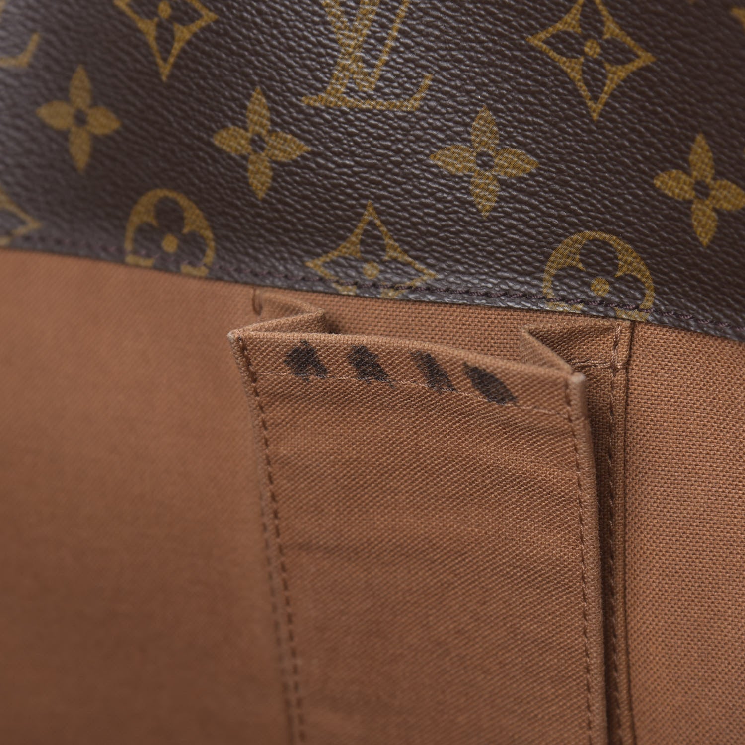 Louis Vuitton Monogram Cabas Alto 14 of 19