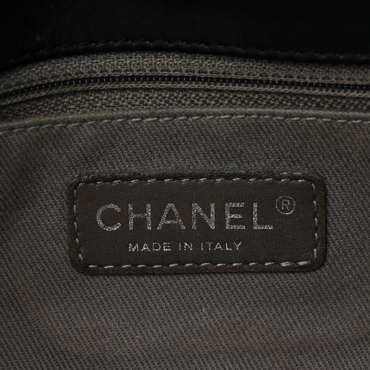 Chanel Iridescent Calfskin Glint Flap Black 6 of 10