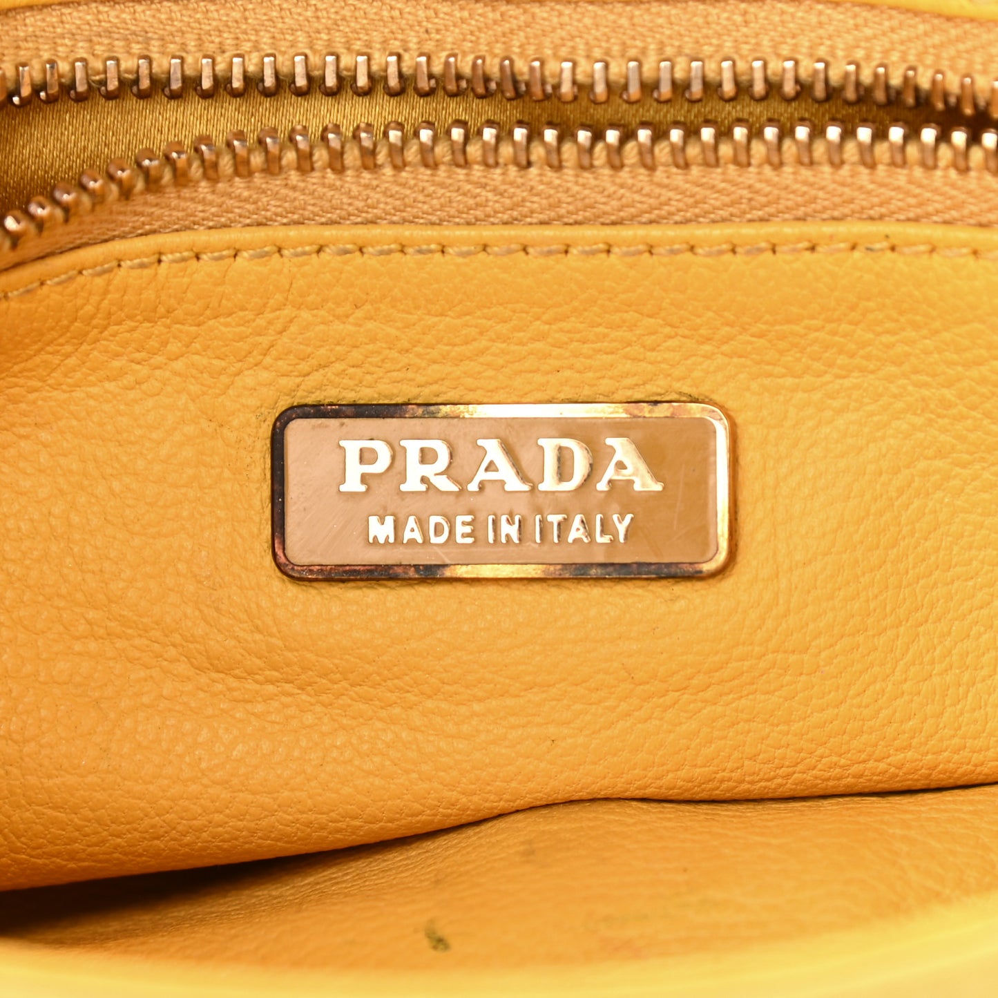 Vitello Daino Cleo Shoulder Bag Yellow