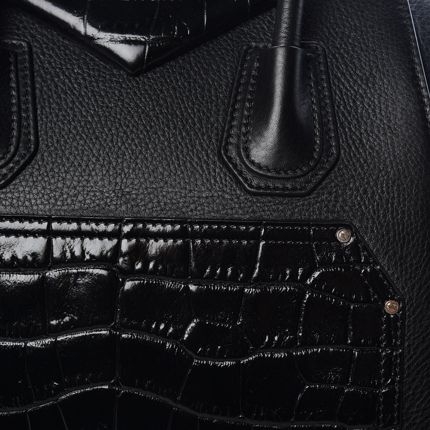 Grained Calfskin Crocodile Embossed Inlay Small Antigona Black
