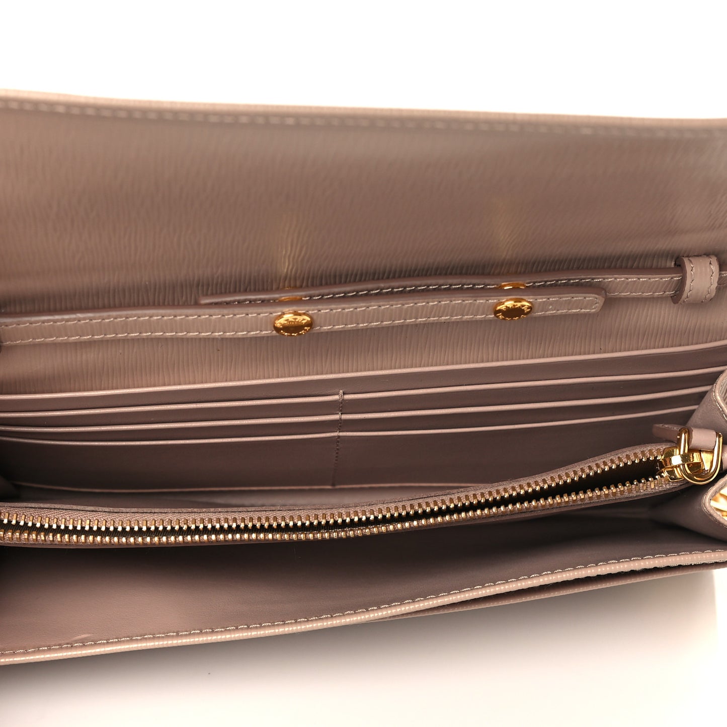 Vitello Move Metal Oro Chain Wallet Cipria