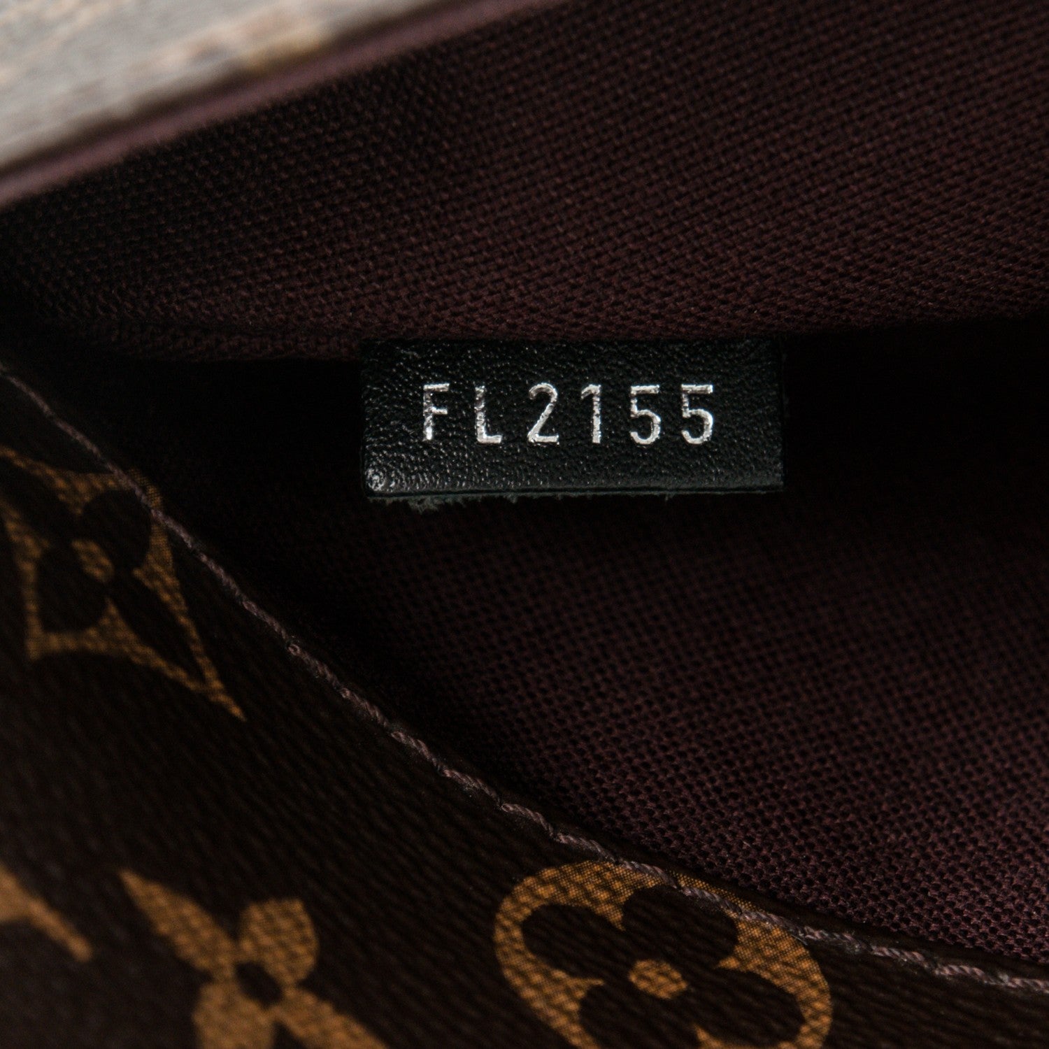 Louis Vuitton Monogram Macassar District MM 7 of 7