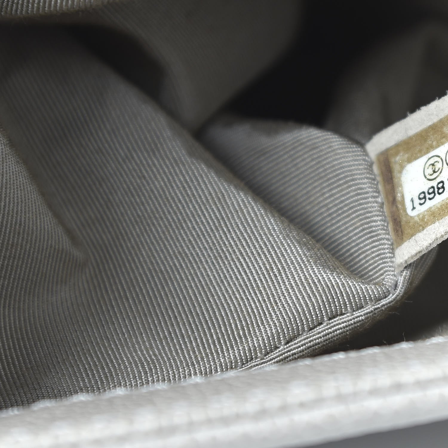 Chanel Caviar Quilted New Medium Boy Flap Grey 9 of 10
