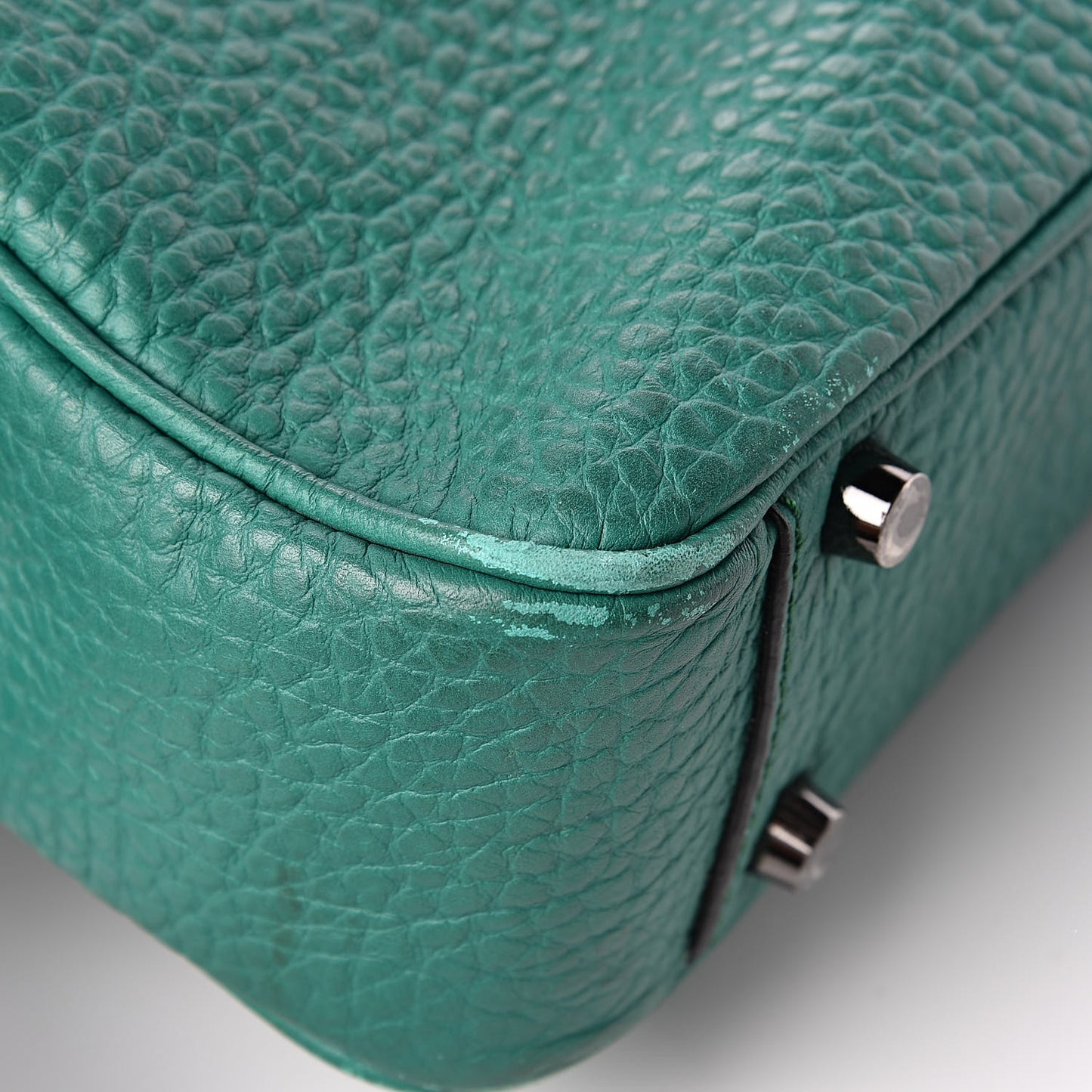 Signature Grain Briefcase Green