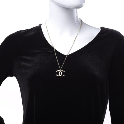 Chanel CC Necklace Light Gold 2 of 4