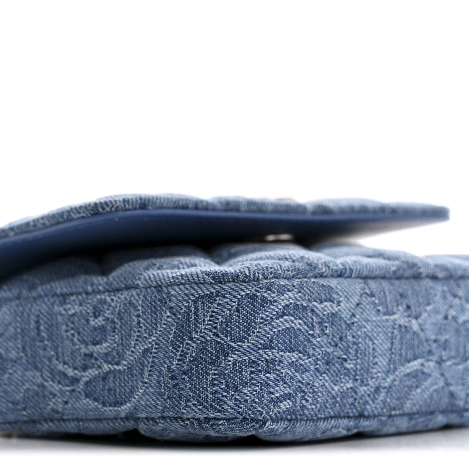 Chanel Denim Quilted Camellia Sweetheart Card Holder With Chain Blue 9 of 13