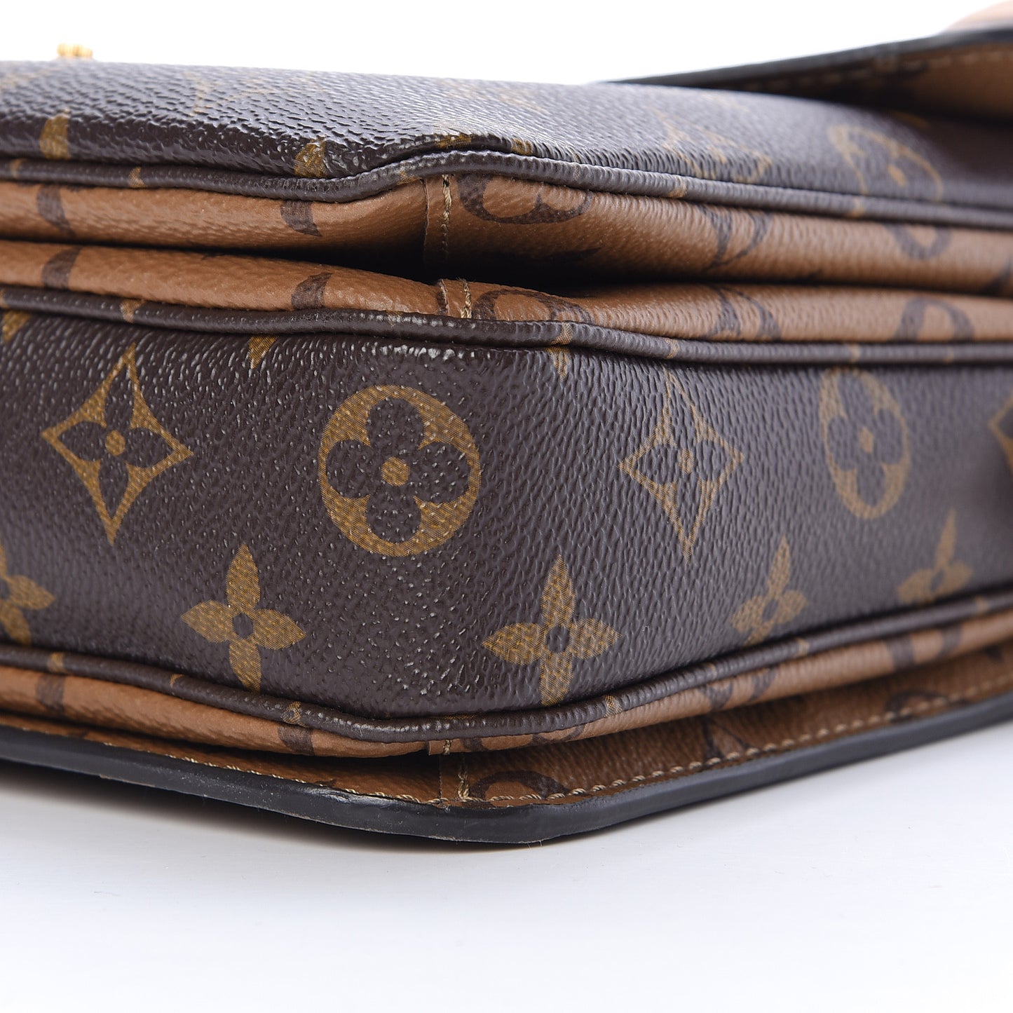Reverse Monogram Pochette Metis