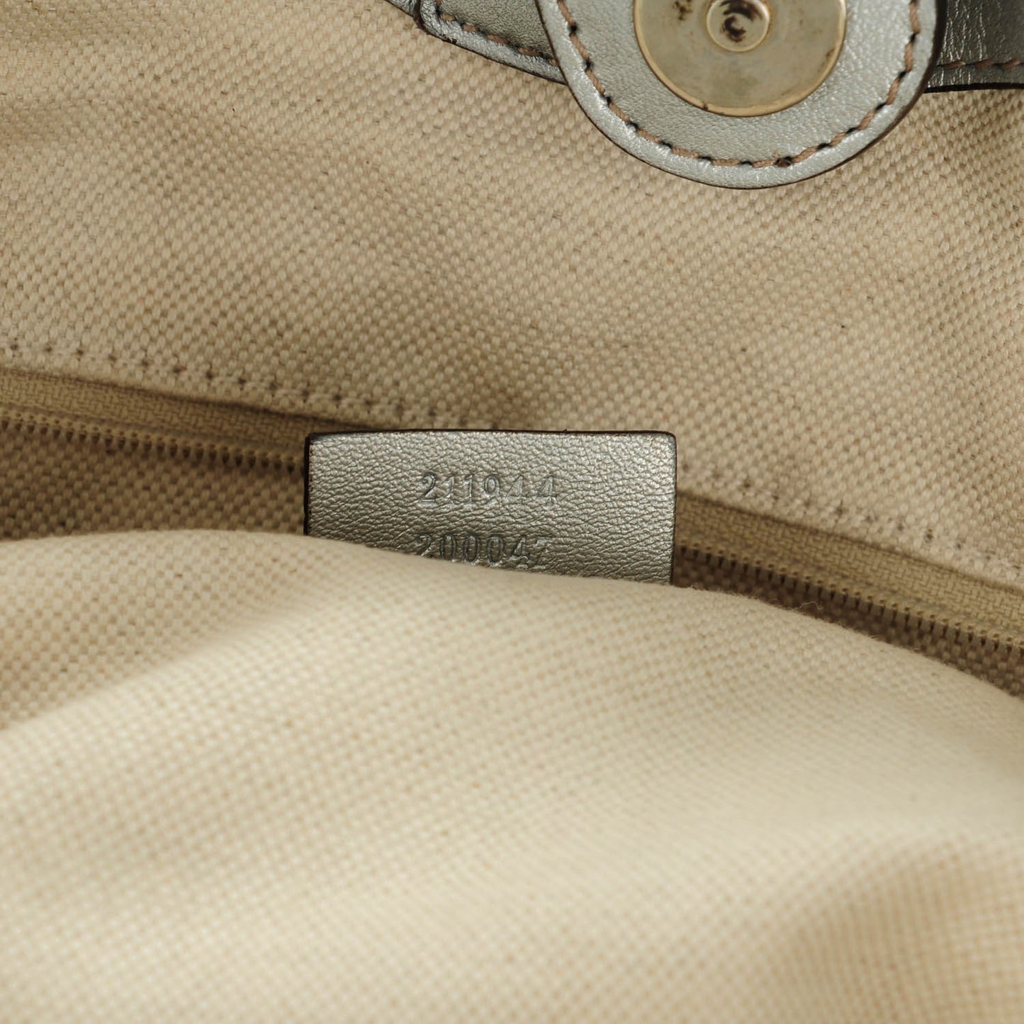 Guccissima Medium Sukey Tote Silver