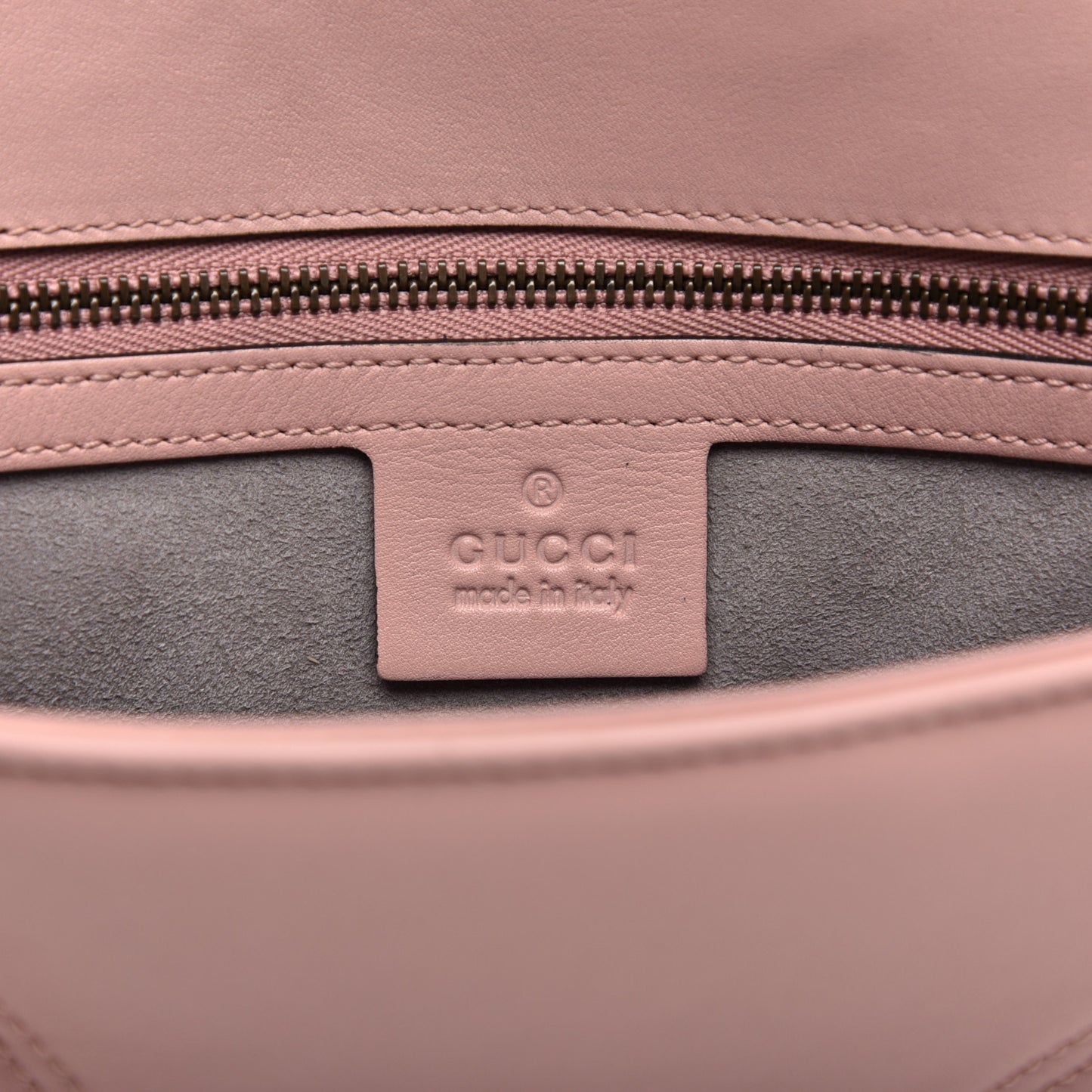 Calfskin Matelasse Small GG Marmont Shoulder Bag Perfect Pink
