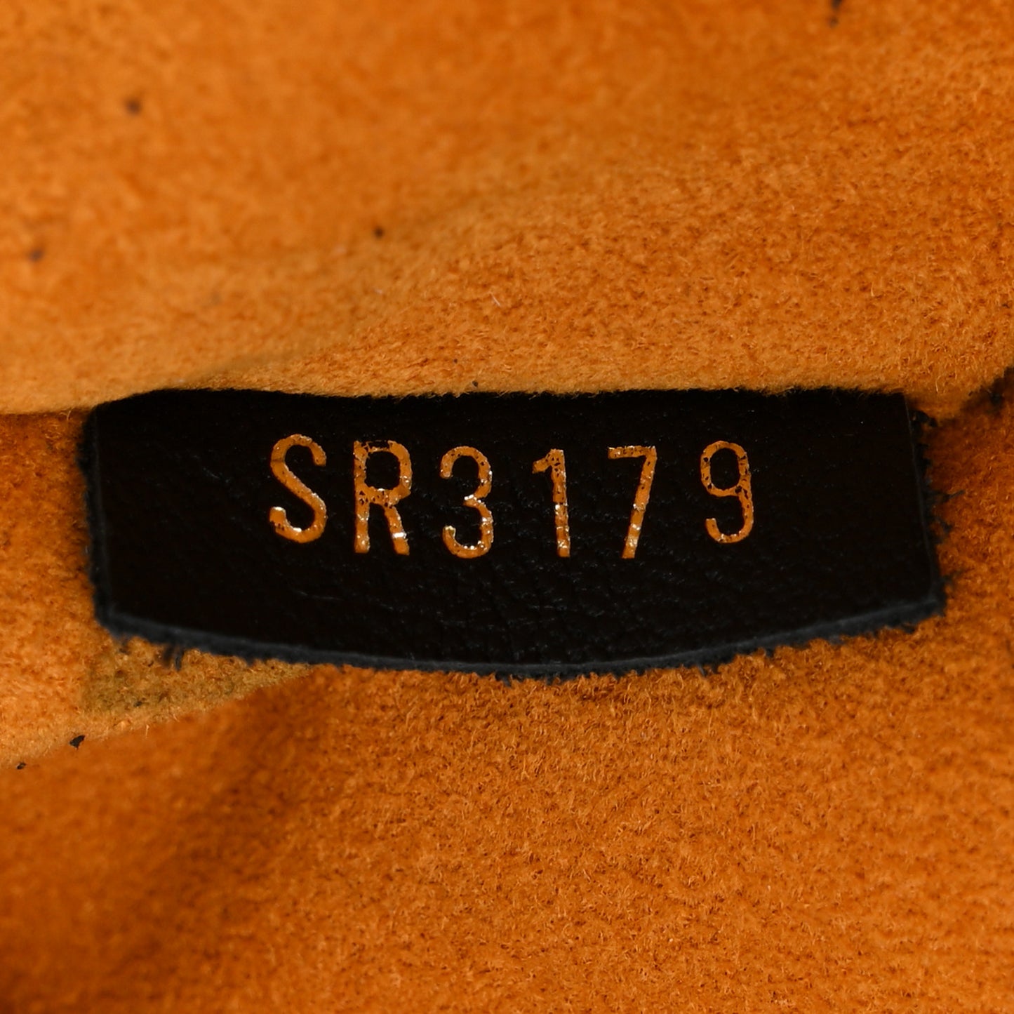 Calfskin Monogram Tufting On My Side Black