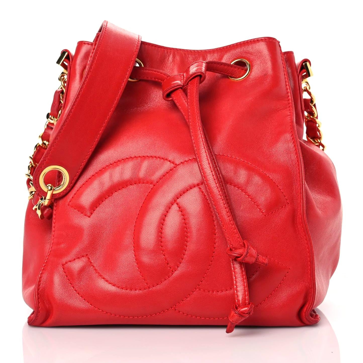 Lambskin CC Drawstring Shoulder Bag Red