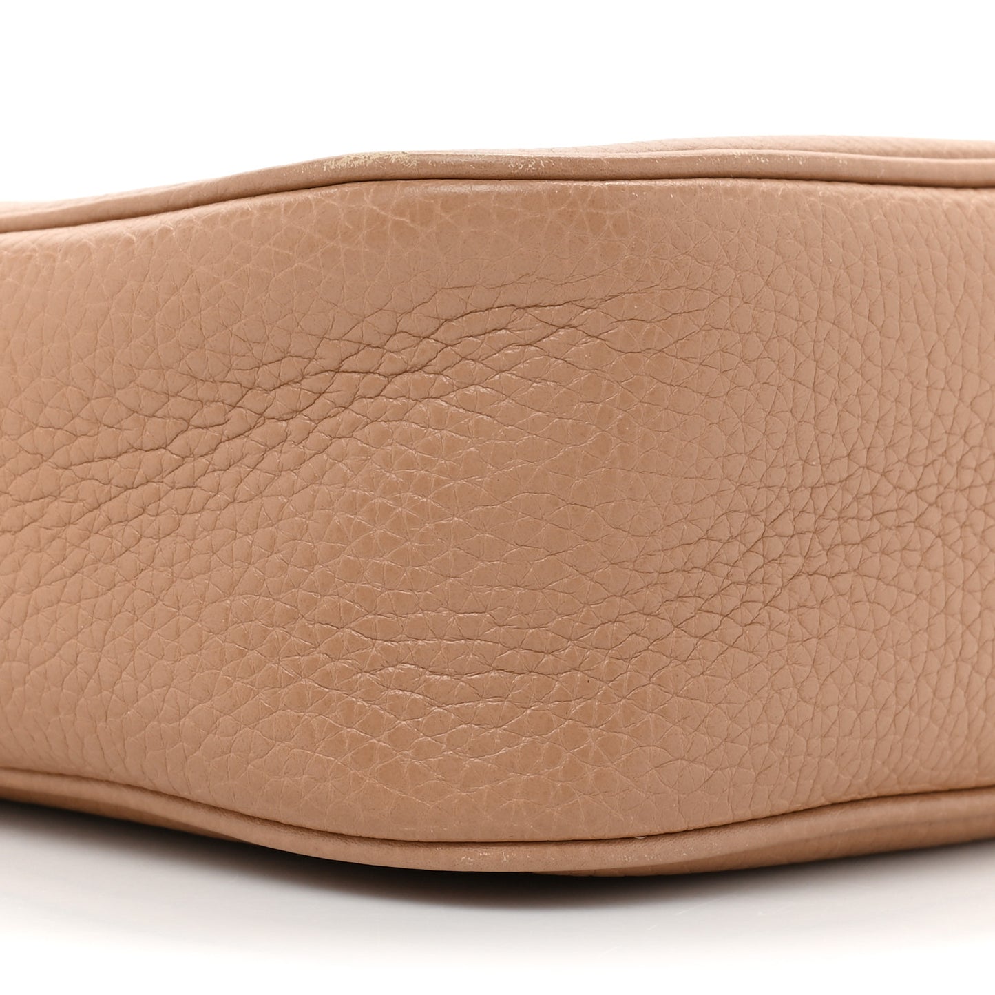 Pebbled Calfskin Small Soho Disco Bag Camelia