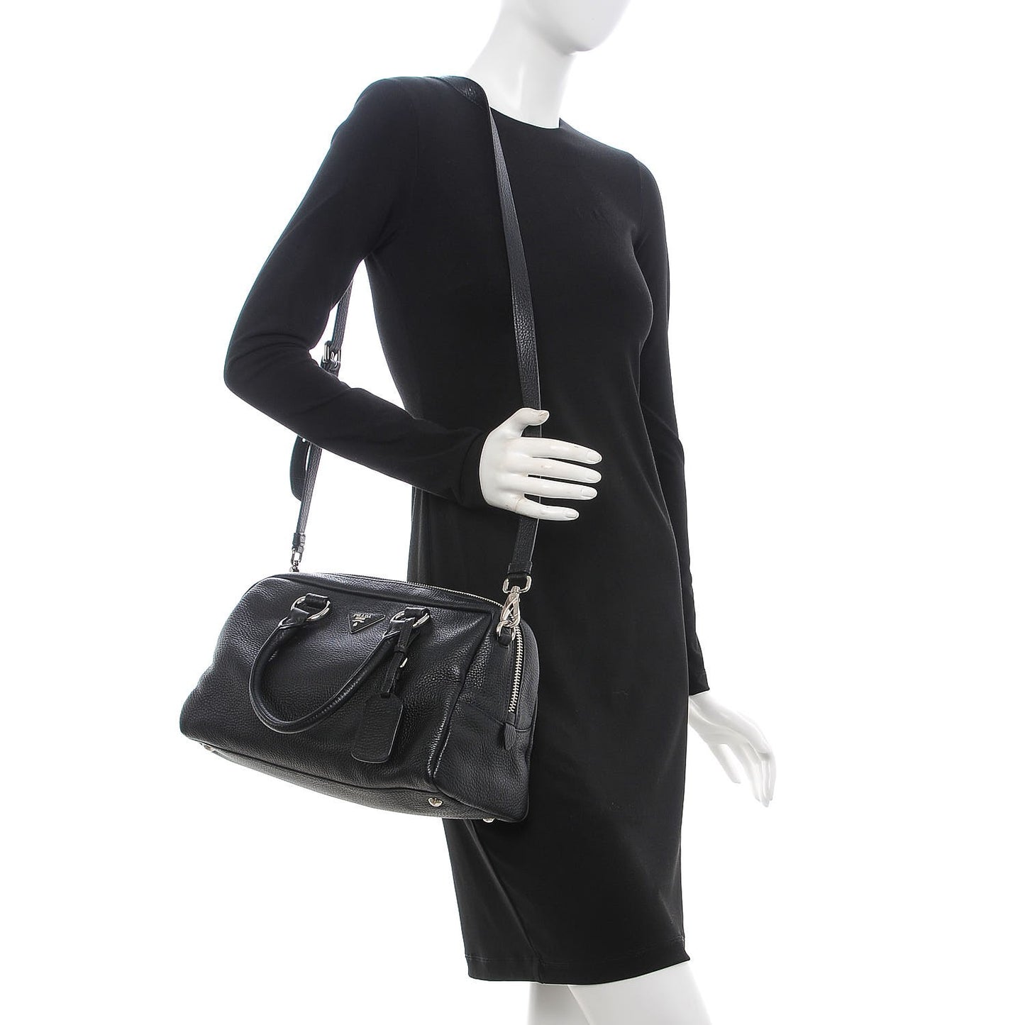 Vitello Daino Satchel Black